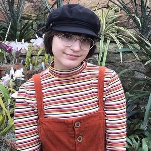 Meet your Posher, Marisa